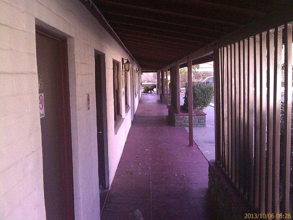 טהאצ'פי Ranch Motel מראה חיצוני תמונה