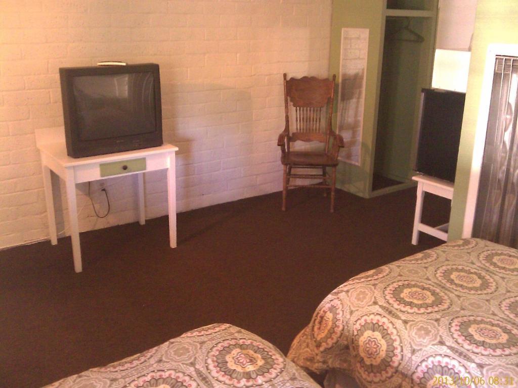 טהאצ'פי Ranch Motel חדר תמונה