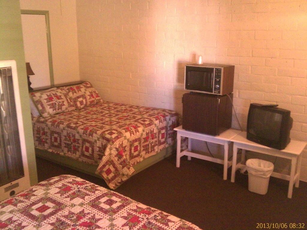 טהאצ'פי Ranch Motel חדר תמונה
