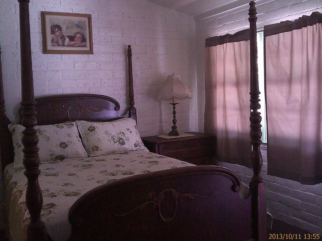 טהאצ'פי Ranch Motel חדר תמונה
